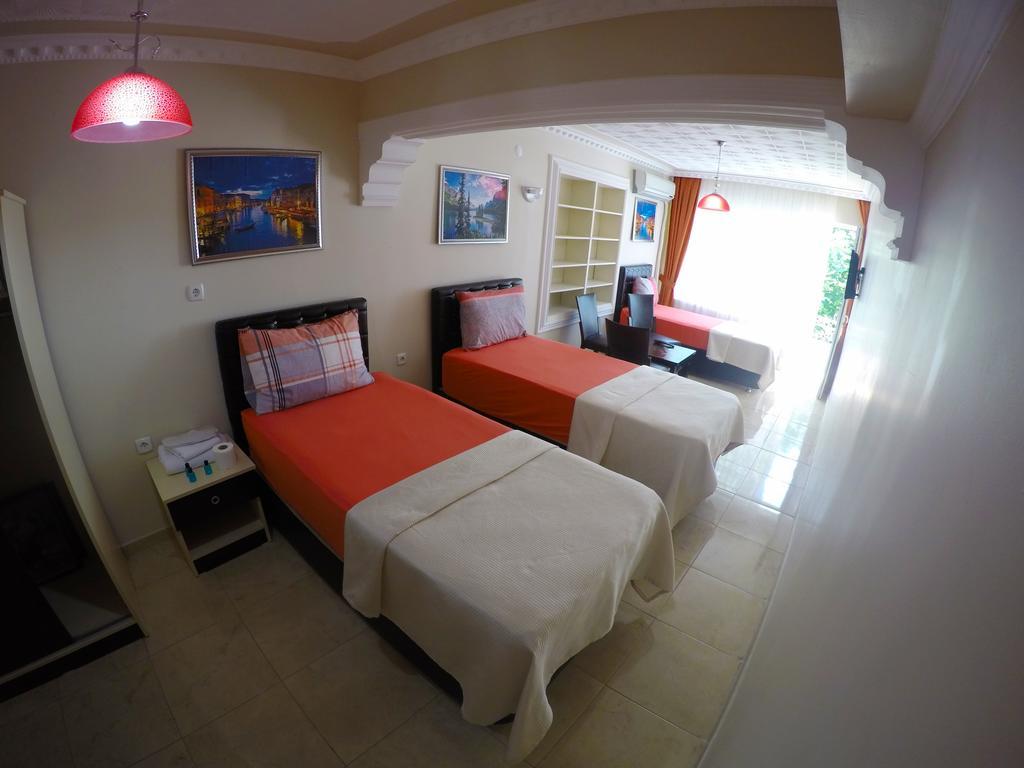 Eren Hotel Izmit Habitación foto